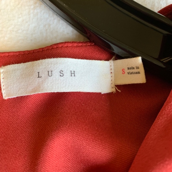 Lush Long Sleeve Mini Dress Rust Red V-Neckline Fit and Flare Size Small - Picture 3 of 9